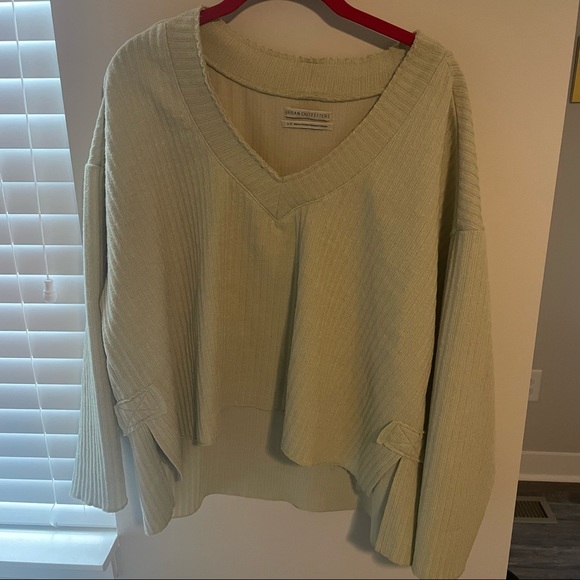 Urban Outfitters Over Sized Sweater - Picture 2 of 3
